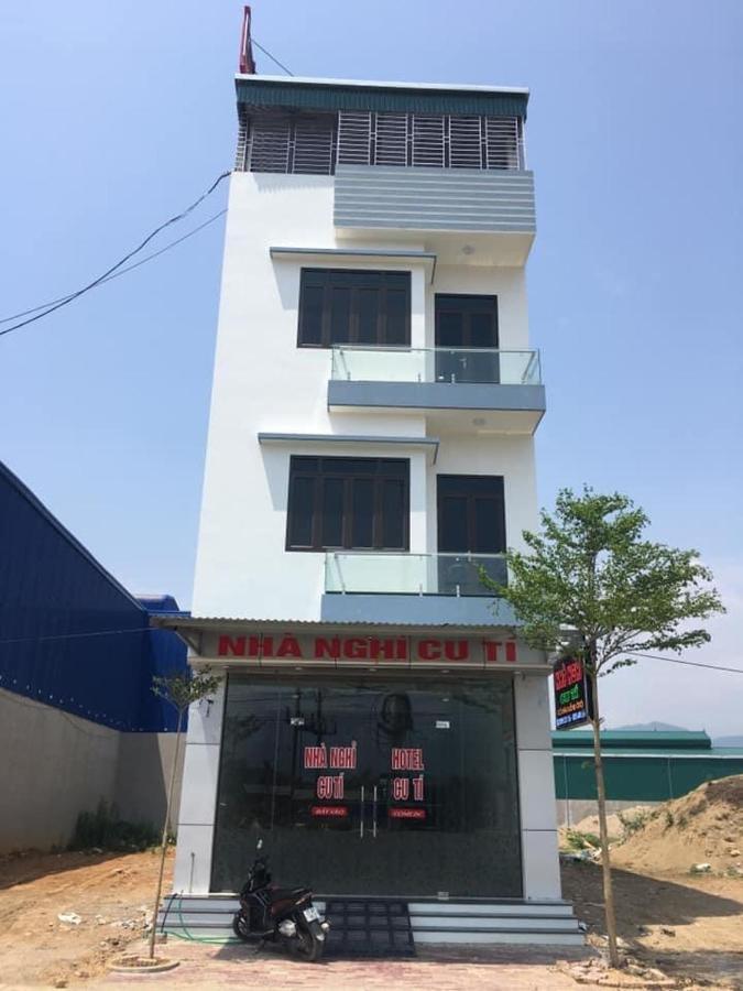 Nha Nghi Cu Ti Bed and Breakfast Ban Cong Na Eksteriør billede